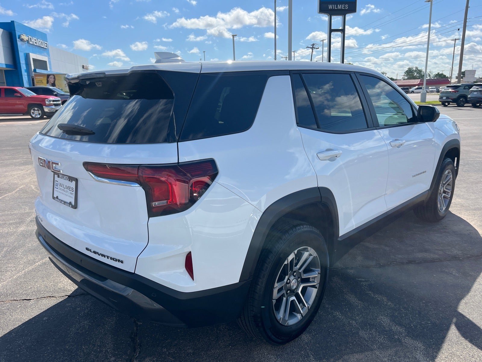 Used 2026 GMC Terrain Elevation w/ Technology Package II FWD image 6