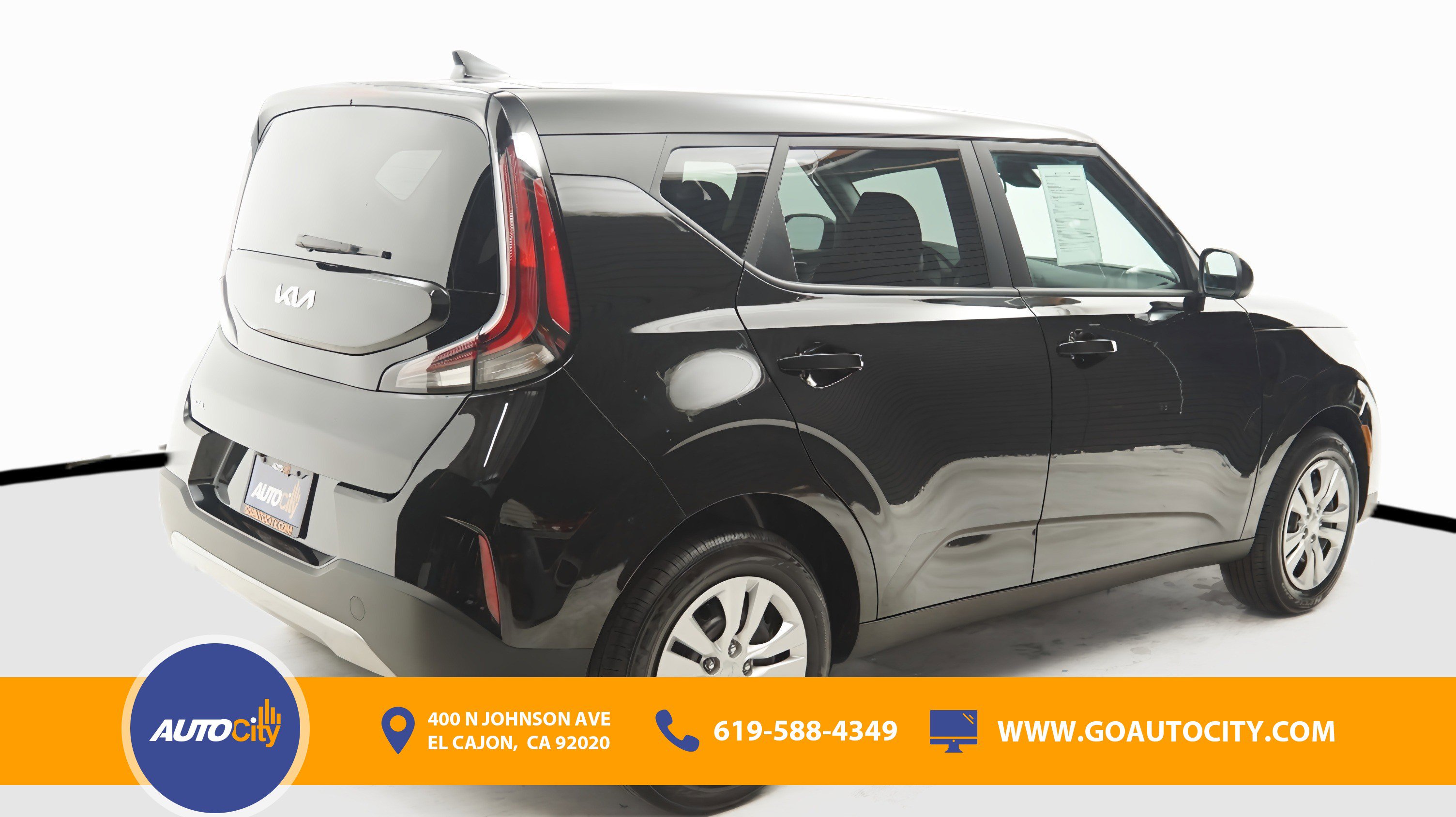 Used 2025 Kia Soul LX image 6
