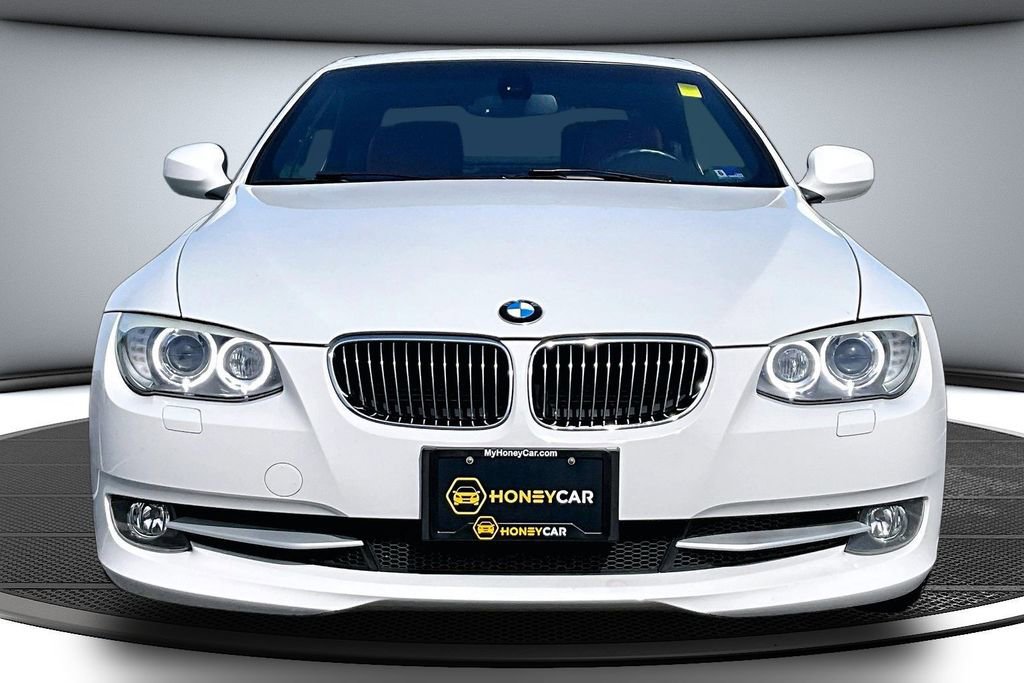 Used 2011 BMW 328i Convertible RWD image 2