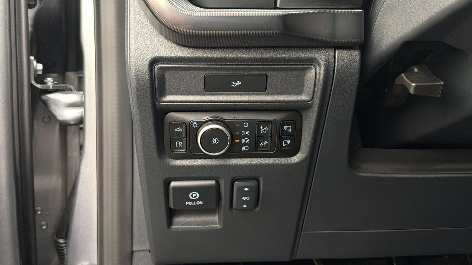 Used 2026 Ford F150 Lariat AWD/4WD image 24