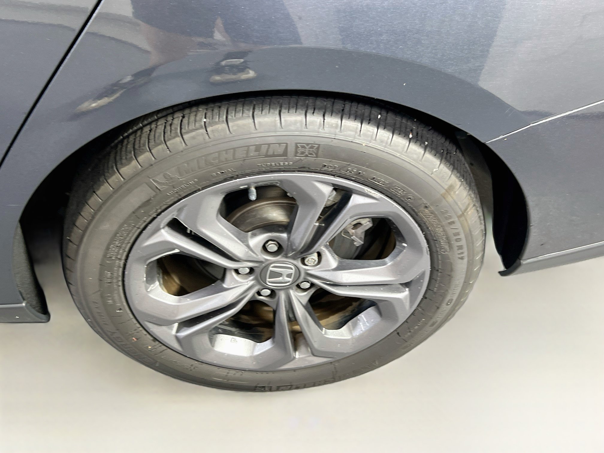 Used 2023 Honda Accord EX image 29
