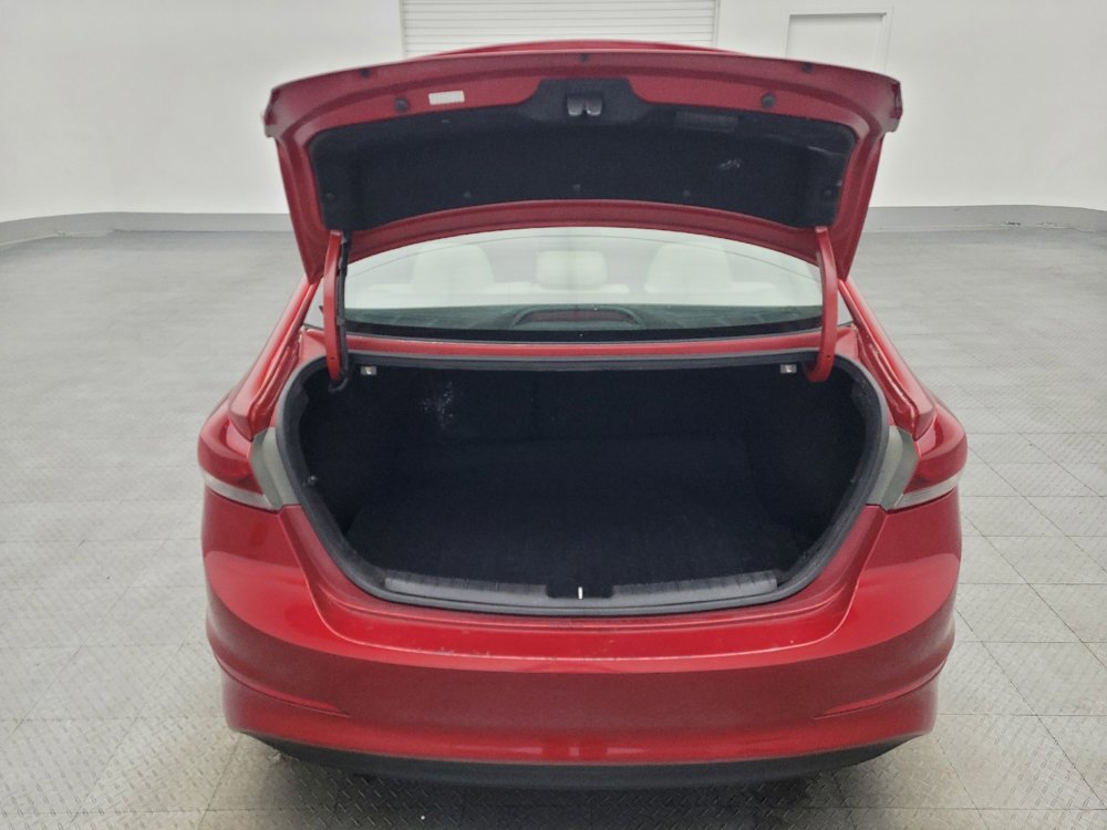 Used 2017 Hyundai Elantra SE image 29