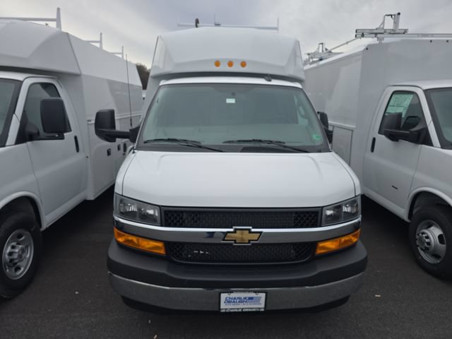 New 2025 Chevrolet Express 3500 w/ Power Convenience Package RWD image 8