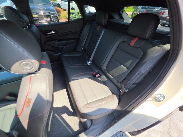 New 2026 Chevrolet Trax RS w/ Sunroof Package FWD image 20