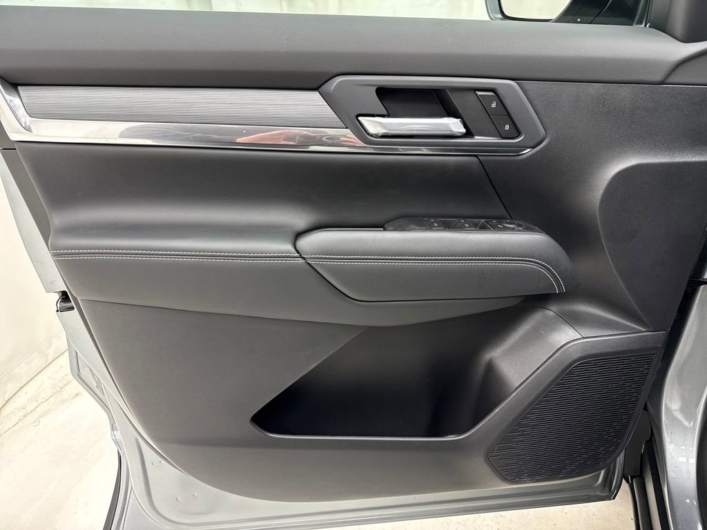 New 2026 GMC Terrain Elevation w/ Black Edition image 16