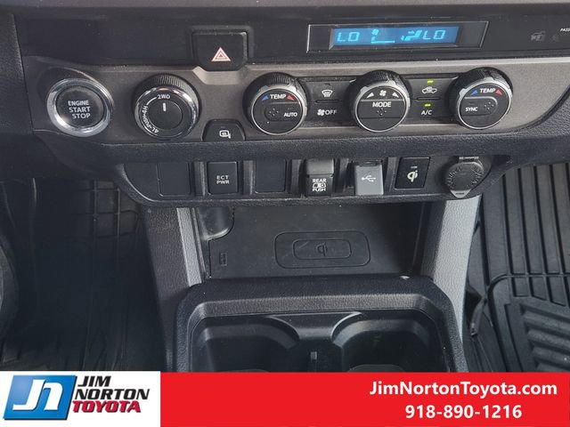Used 2021 Toyota Tacoma TRD Off-Road image 21