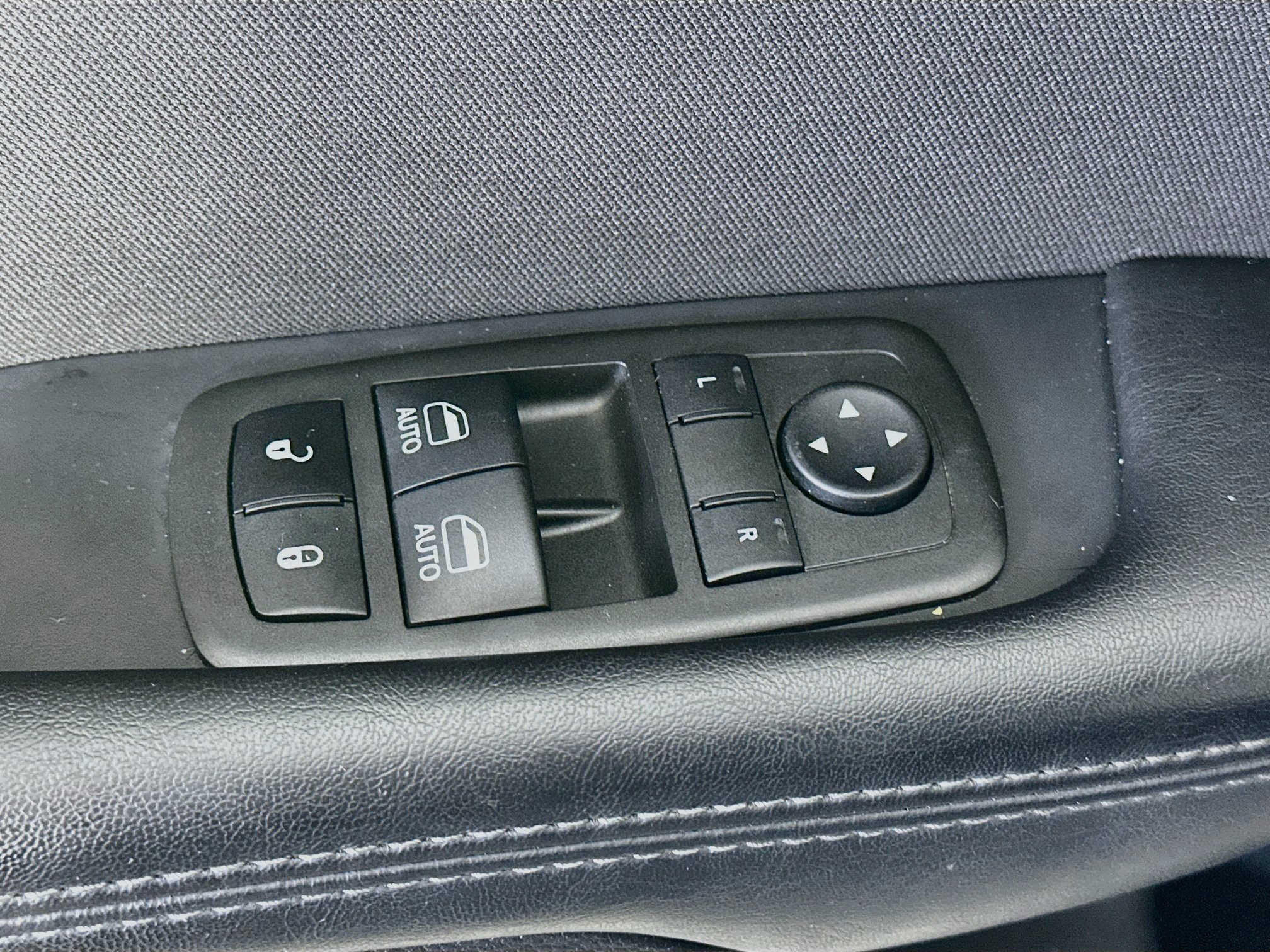 Used 2022 Dodge Challenger GT AWD/4WD image 15