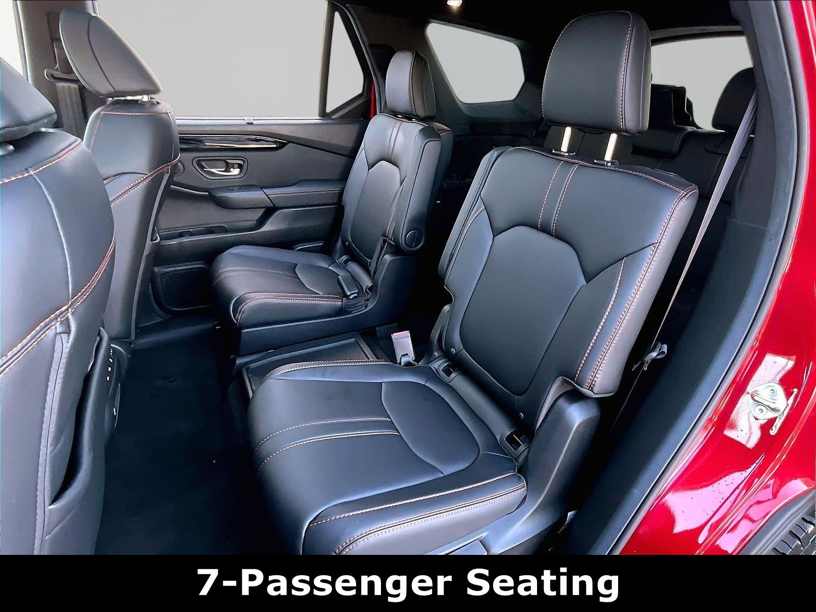Used 2025 Honda Pilot TrailSport image 22