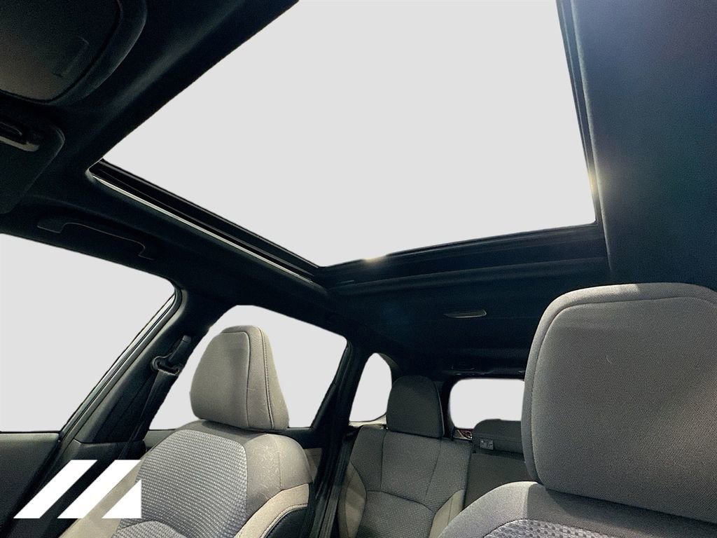 Certified 2025 Subaru Forester Premium image 25