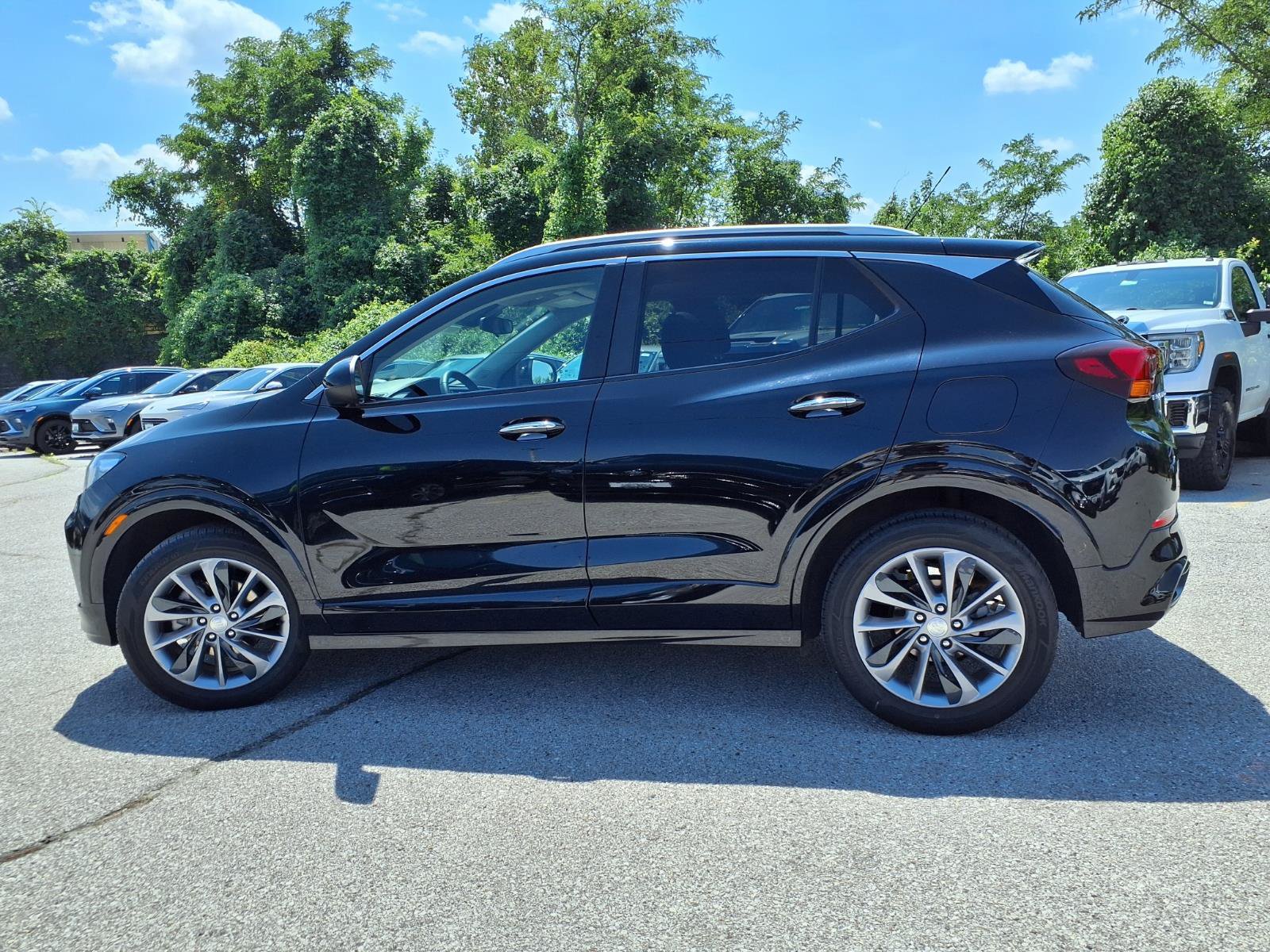 Used 2023 Buick Encore GX Select w/ Experience Buick Package FWD image 36