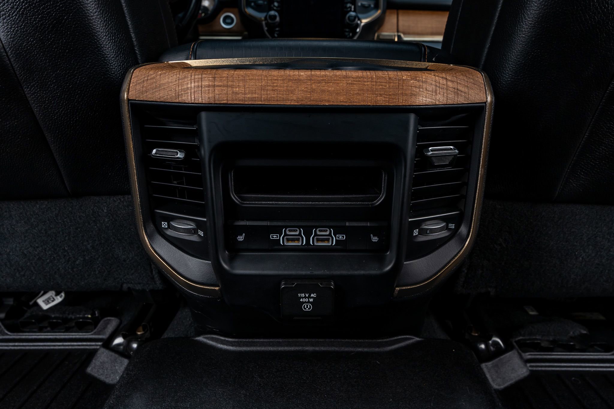 Used 2022 RAM 3500 Limited image 32