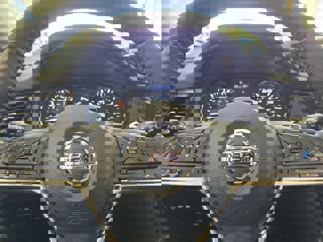 Used 2019 Nissan Rogue SL w/ Premium Package image 31