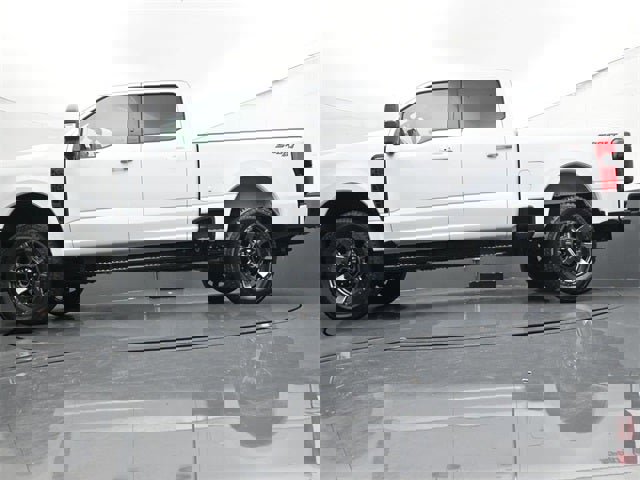 Used 2024 Ford F250 Lariat w/ Sport Appearance Package image 30