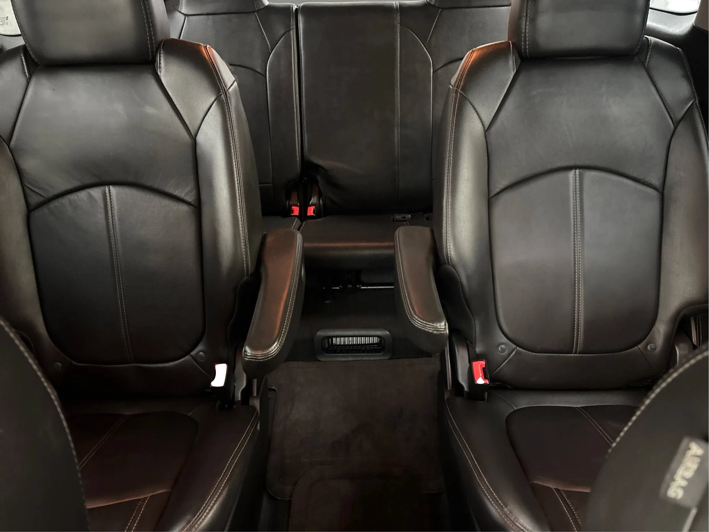 Used 2017 GMC Acadia Limited SLT AWD/4WD image 16