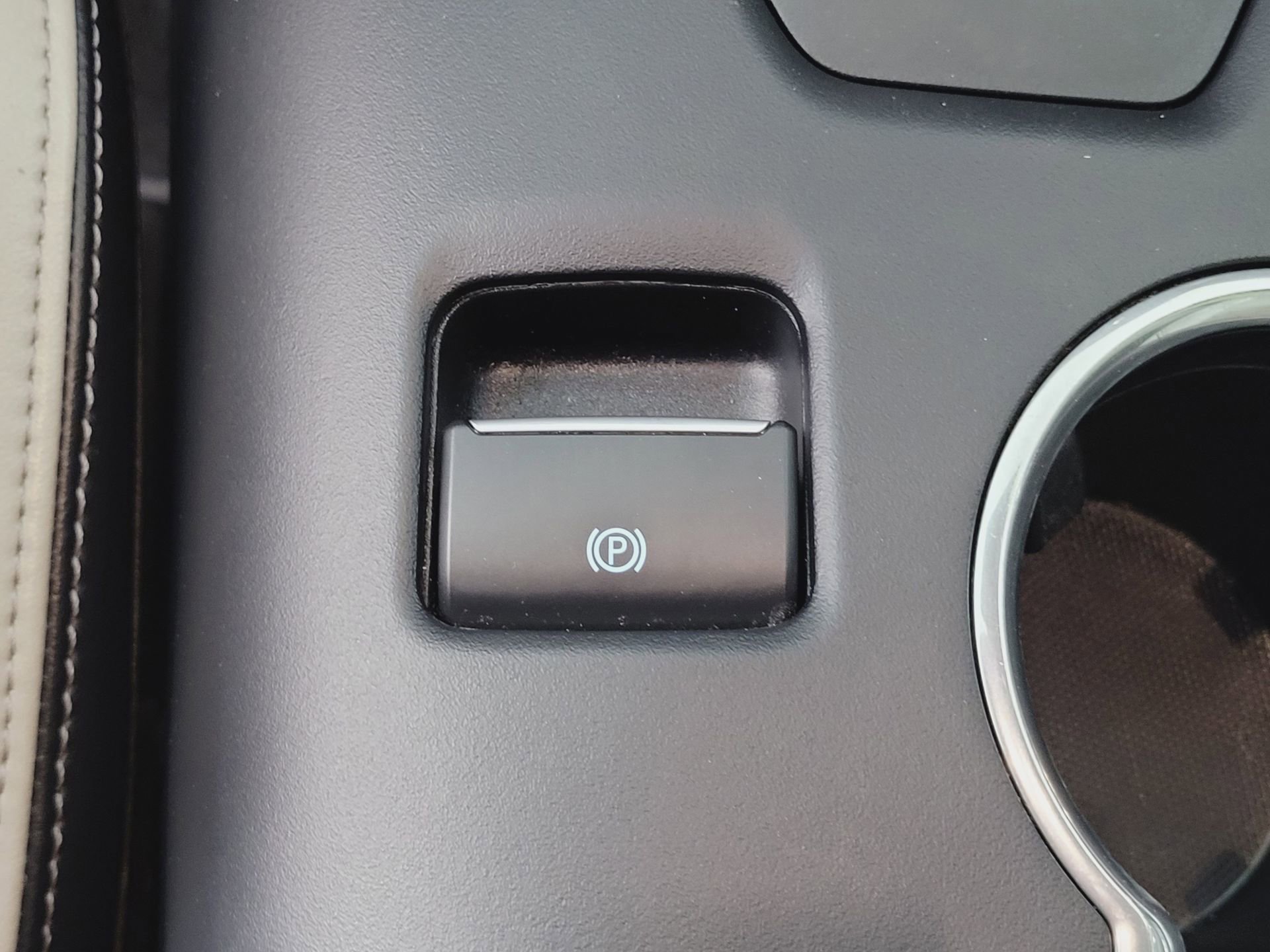 Used 2024 Ford Mustang GT Premium image 30