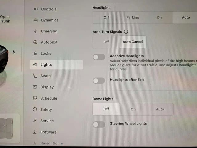 Used 2023 Tesla Model 3 Standard Range image 32