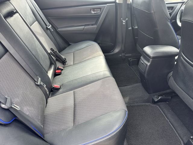 Used 2017 Toyota Corolla SE w/ SE Premium Package image 27