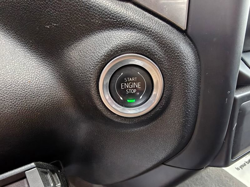 Used 2019 Chevrolet Silverado 1500 LT w/ All-Star Edition image 34