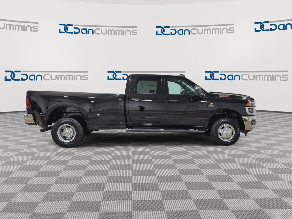 New 2026 RAM 3500 Tradesman AWD/4WD image 9