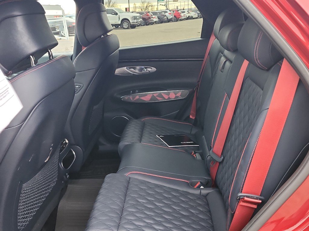 Used 2022 Genesis GV70 3.5T Sport w/ Sport Advanced Package image 11