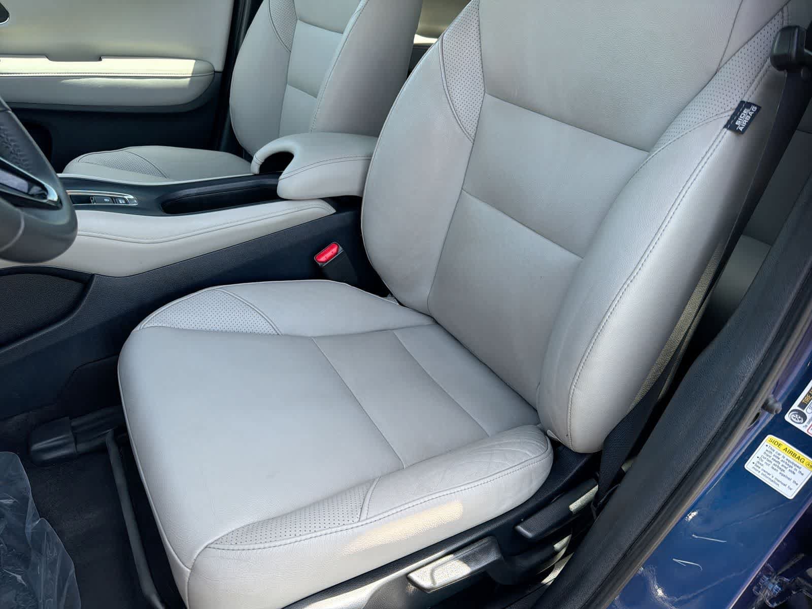Used 2016 Honda HR-V EX-L image 17