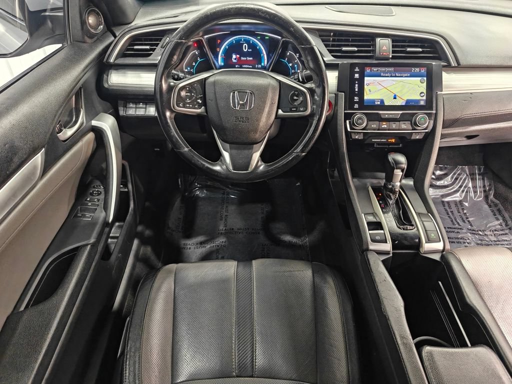 Used 2016 Honda Civic Touring image 4