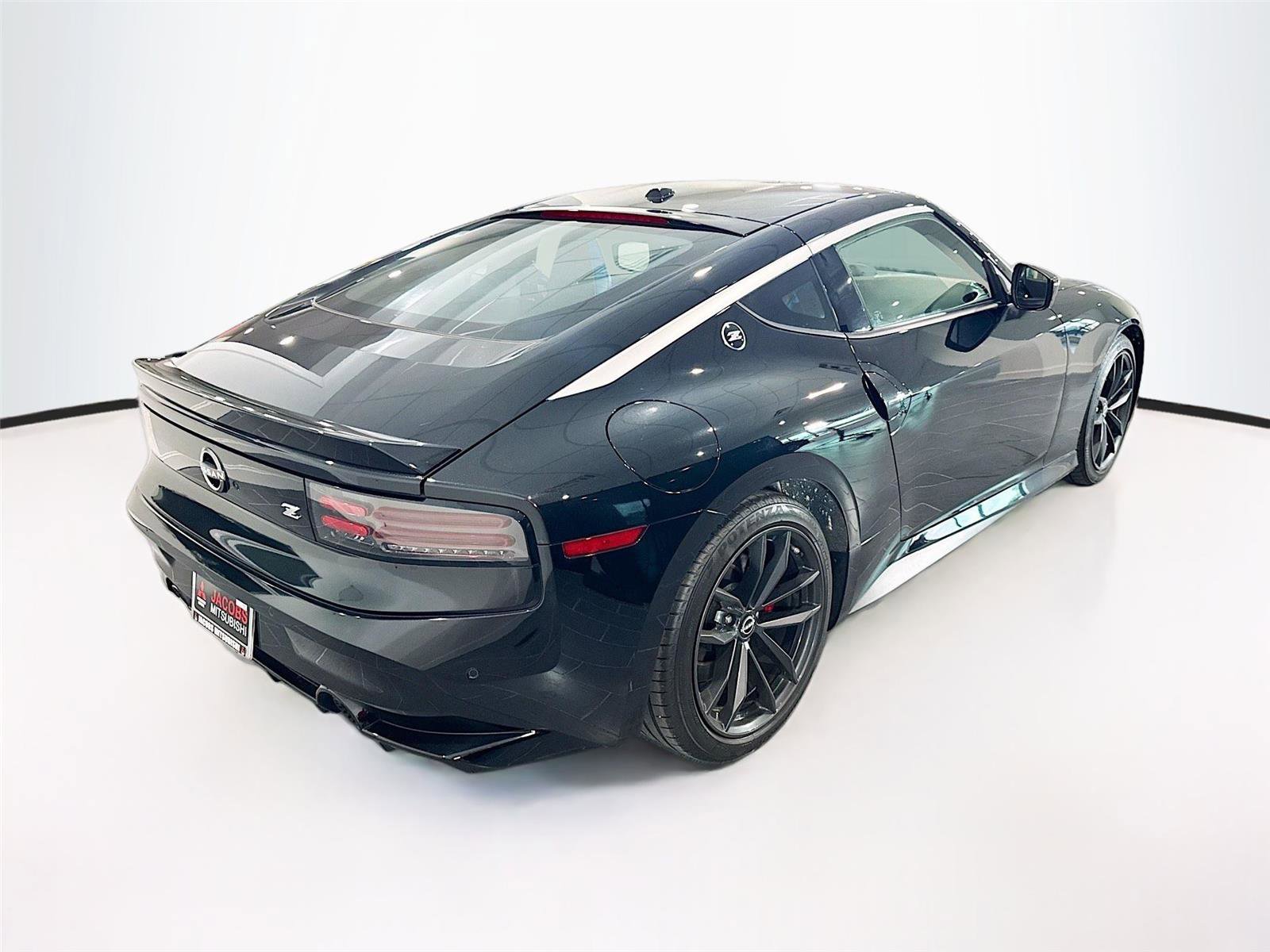 Used 2024 Nissan Z Performance w/ Floor Mat Package image 5