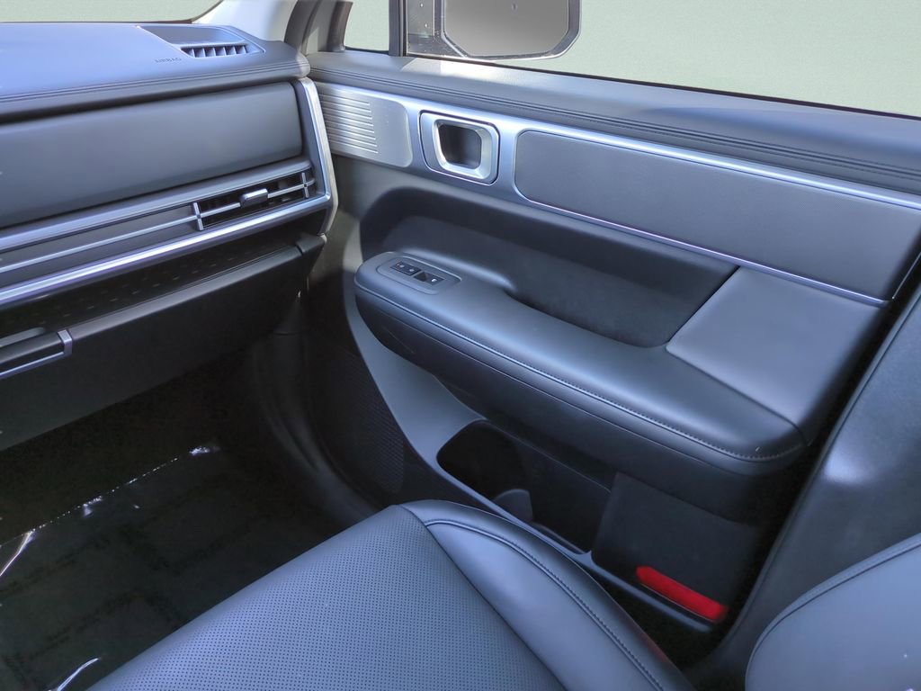 Certified 2025 Hyundai Santa Fe SEL image 24