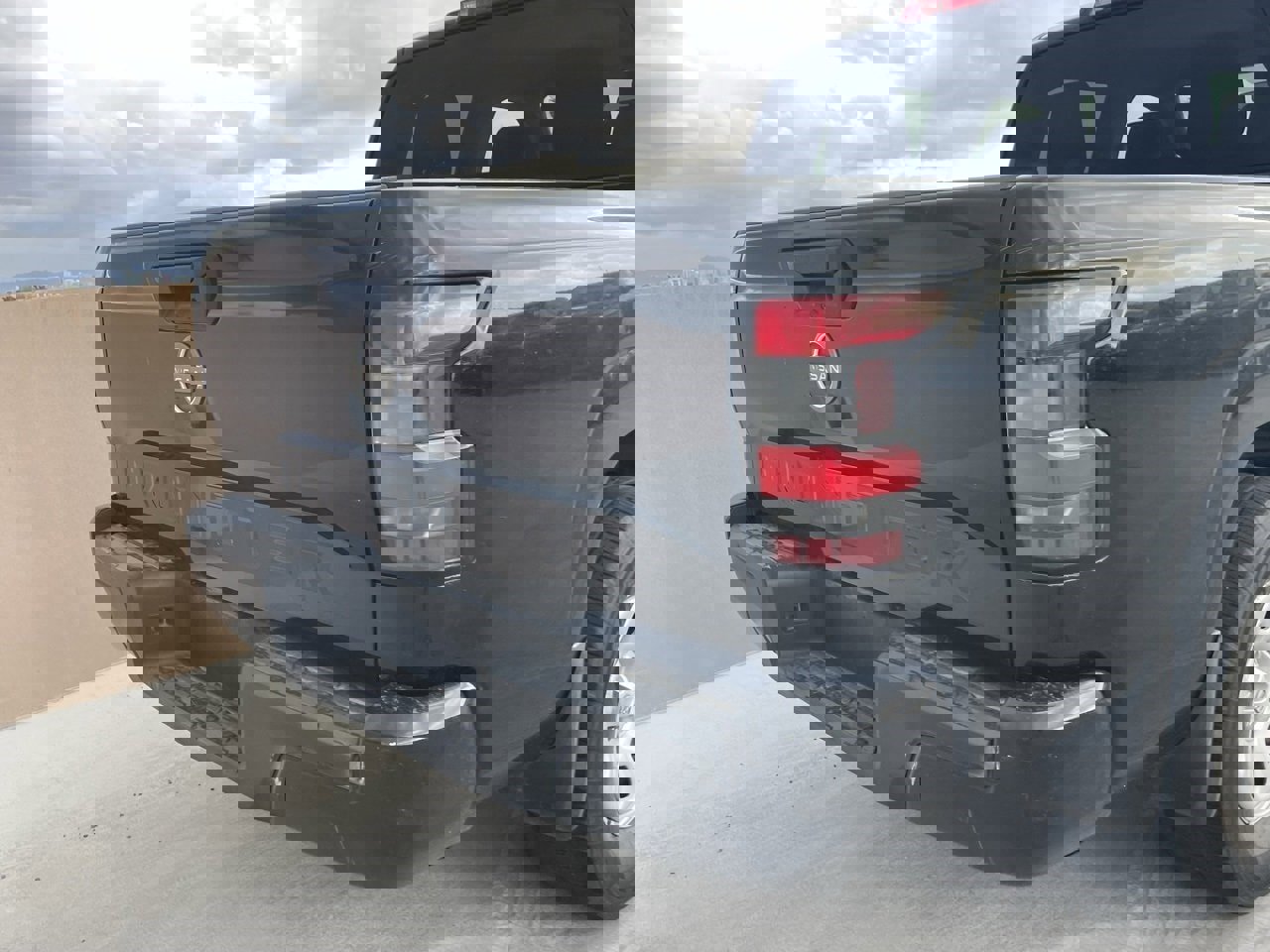 Used 2022 Nissan Frontier S image 4