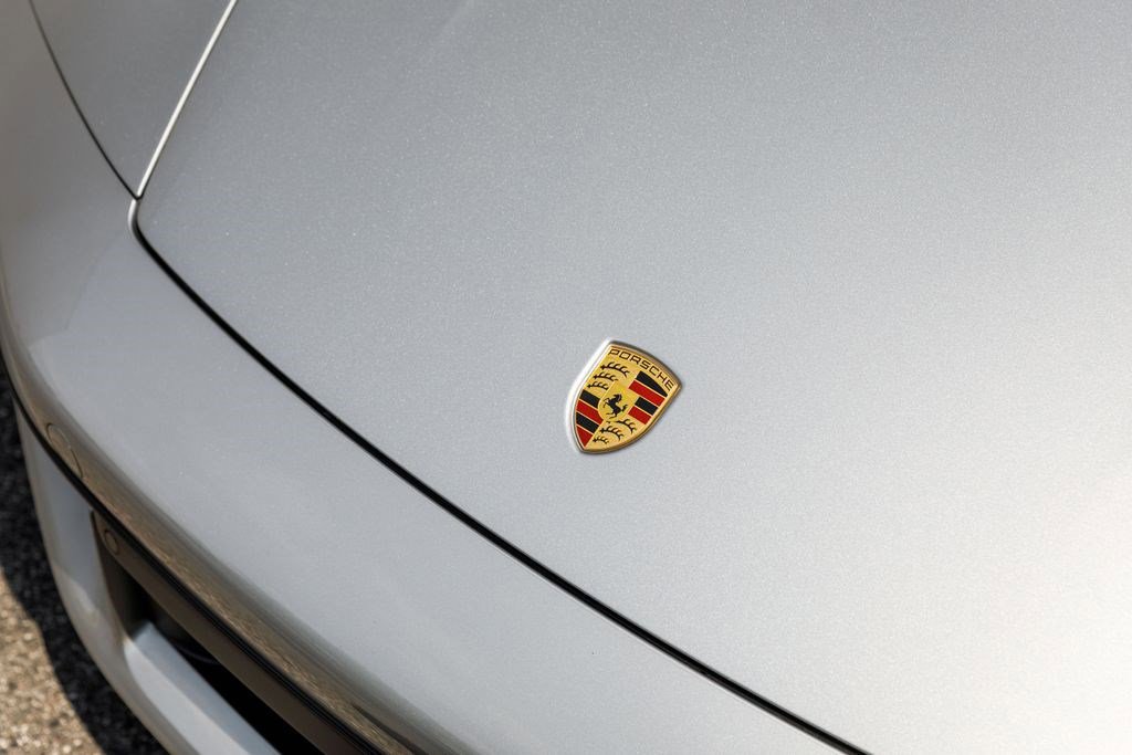 Used 2021 Porsche 911 Turbo image 17