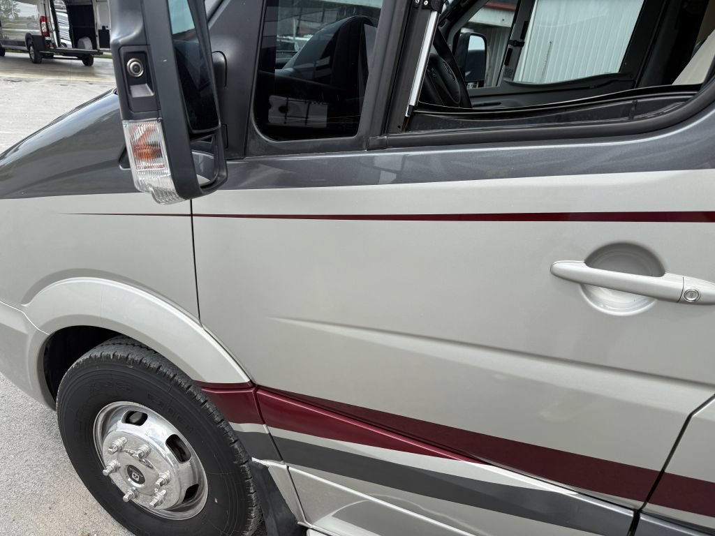 Used 2018 Mercedes-Benz Sprinter 3500 image 30