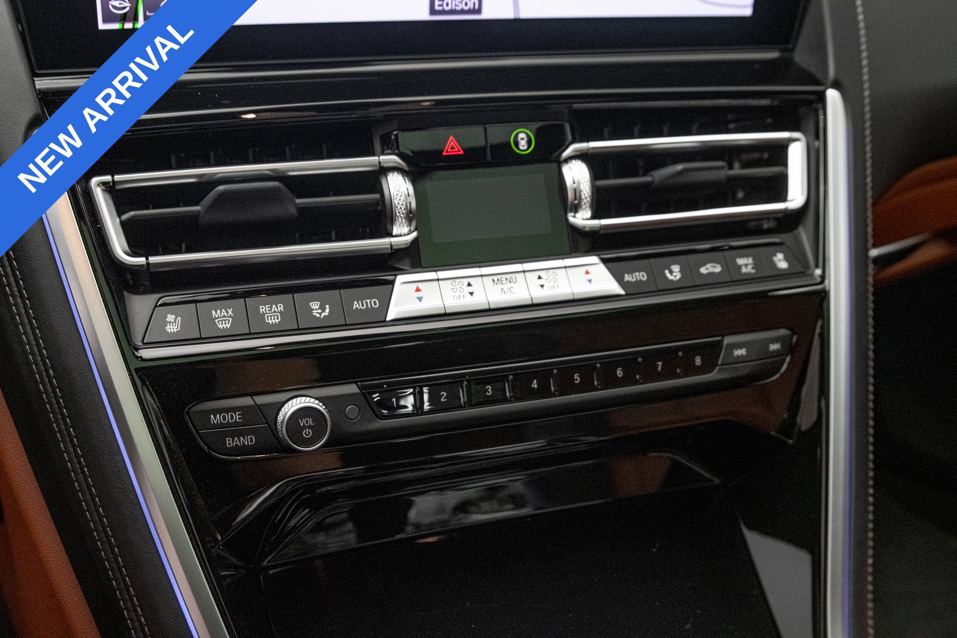 Used 2024 BMW ALPINA B8 xDrive Gran Coupe AWD/4WD image 29