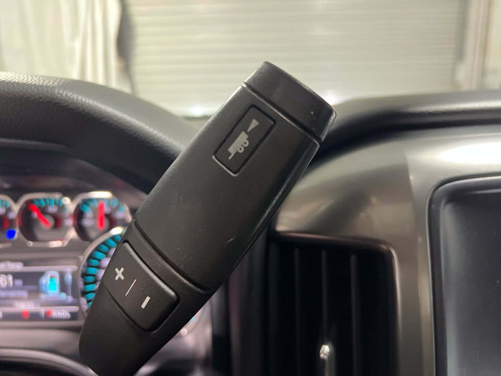 Used 2018 Chevrolet Silverado 1500 LT w/ All Star Edition AWD/4WD image 29