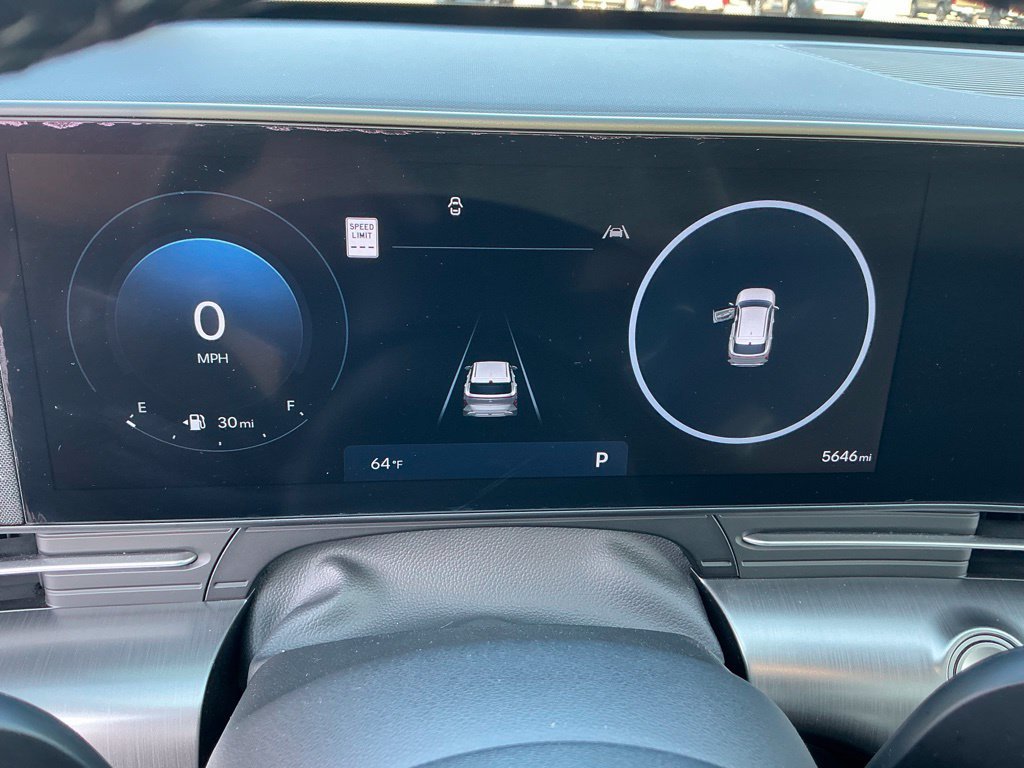 Certified 2025 Hyundai Kona Limited AWD/4WD image 22