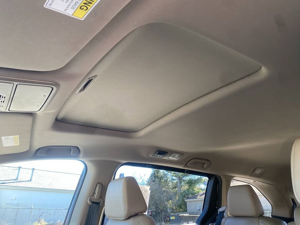 Used 2018 Honda Odyssey EX-L image 24