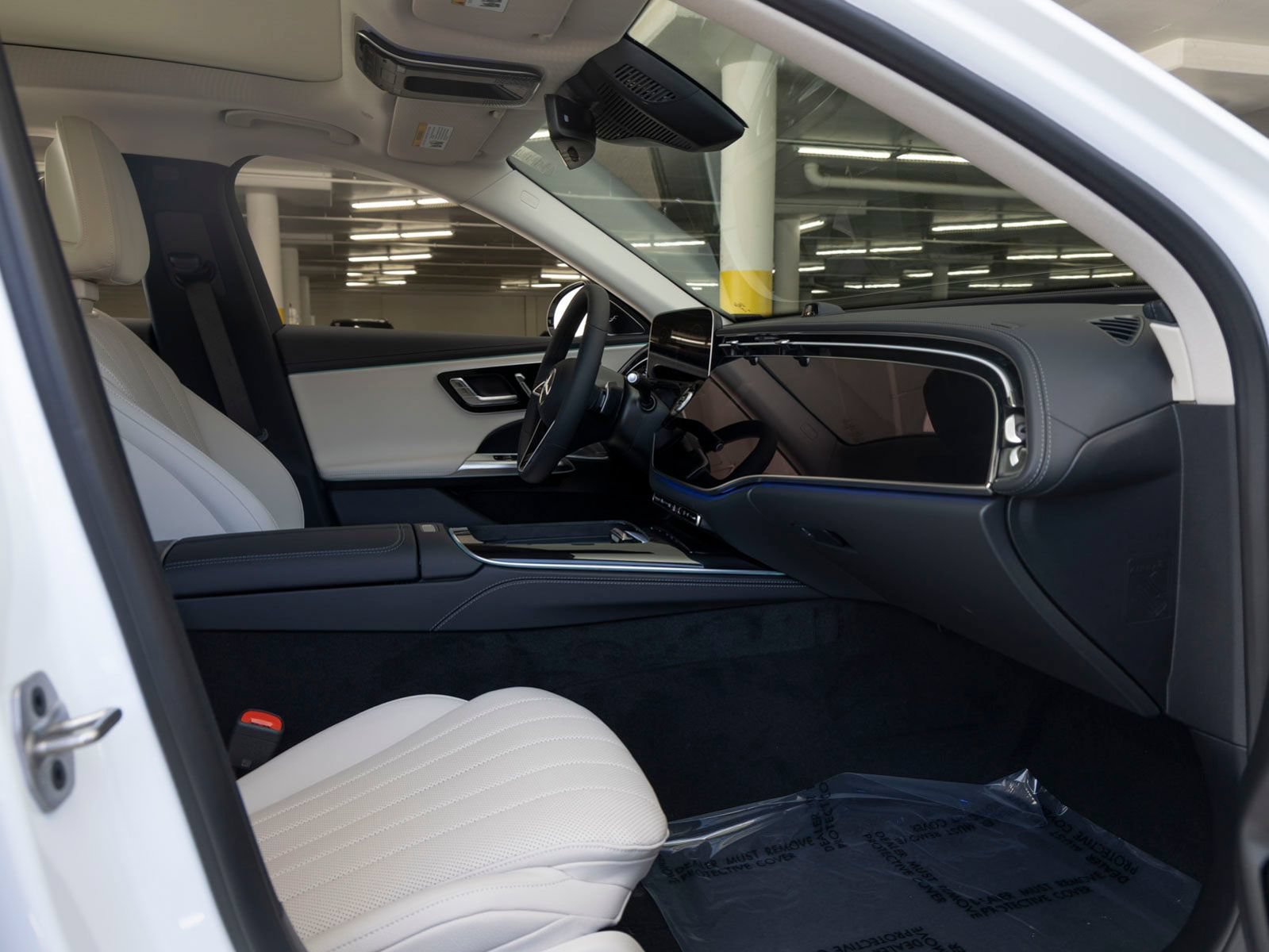 New 2026 Mercedes-Benz E 450 4MATIC Sedan image 27