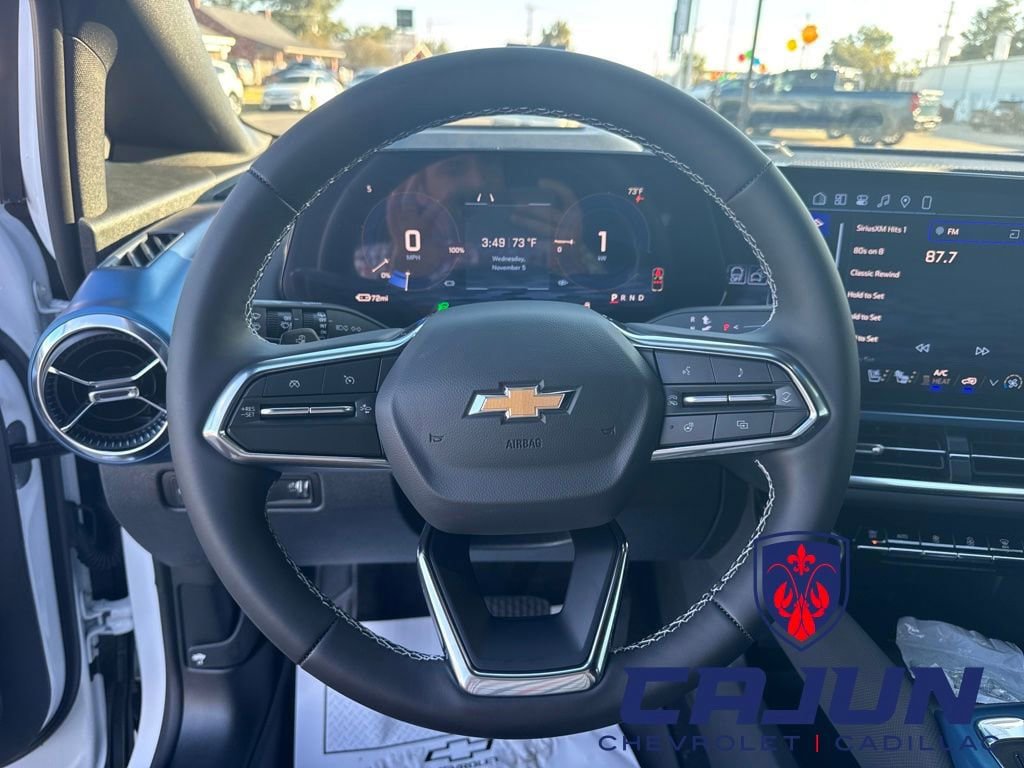 New 2026 Chevrolet Equinox EV LT w/ Convenience Package II AWD/4WD image 10