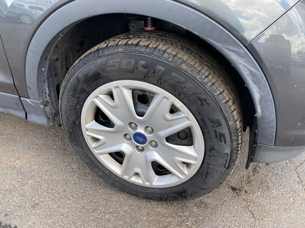 Used 2015 Ford Escape S FWD image 26