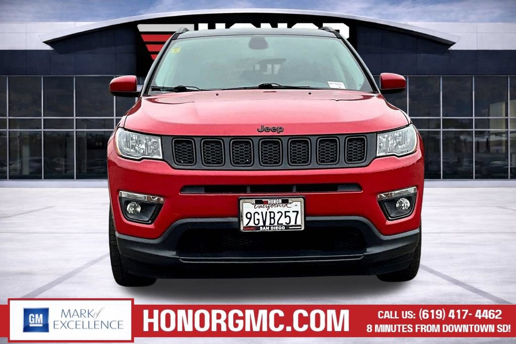 Used 2019 Jeep Compass Latitude FWD image 2
