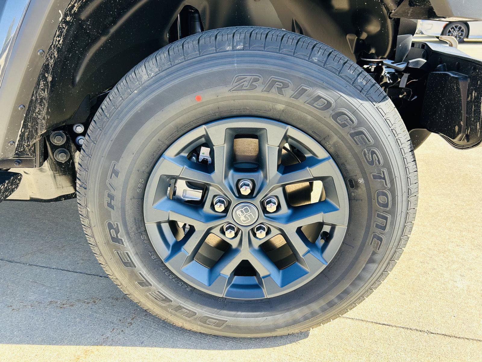 New 2026 Jeep Gladiator Sport AWD/4WD image 39