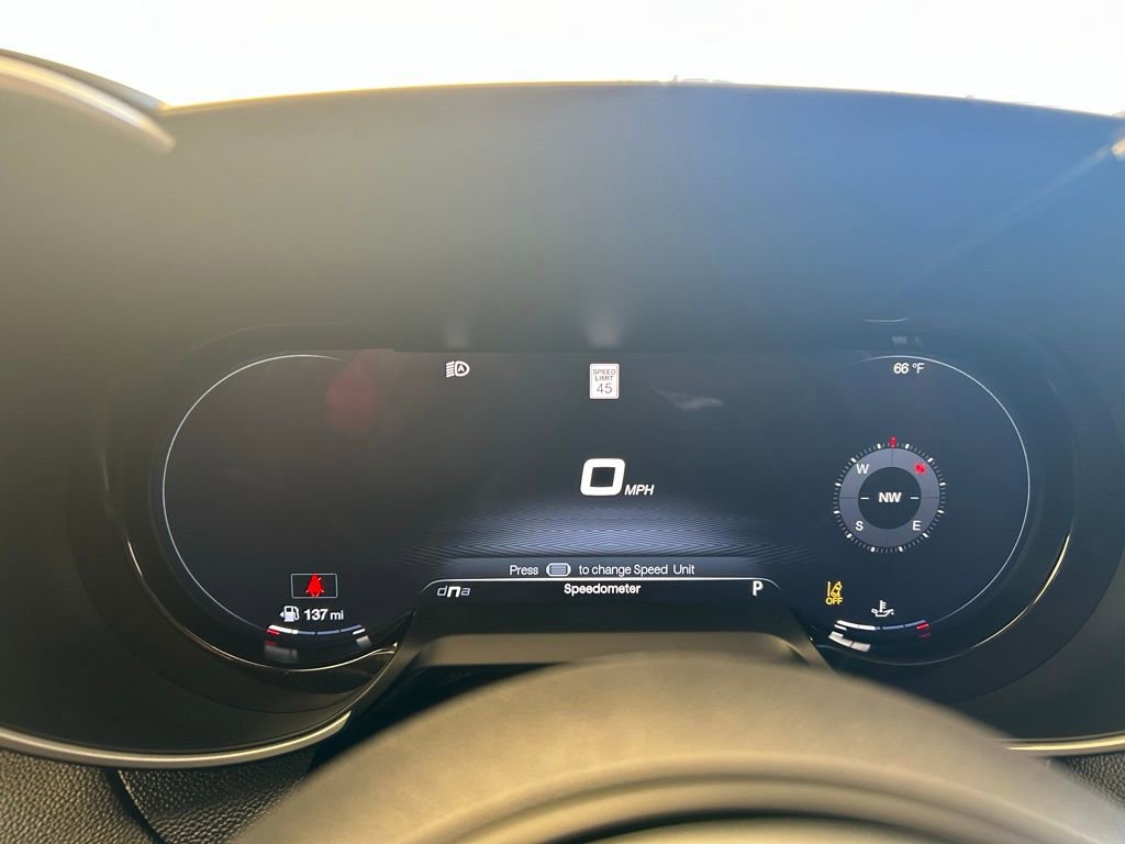 New 2025 Alfa Romeo Giulia image 38