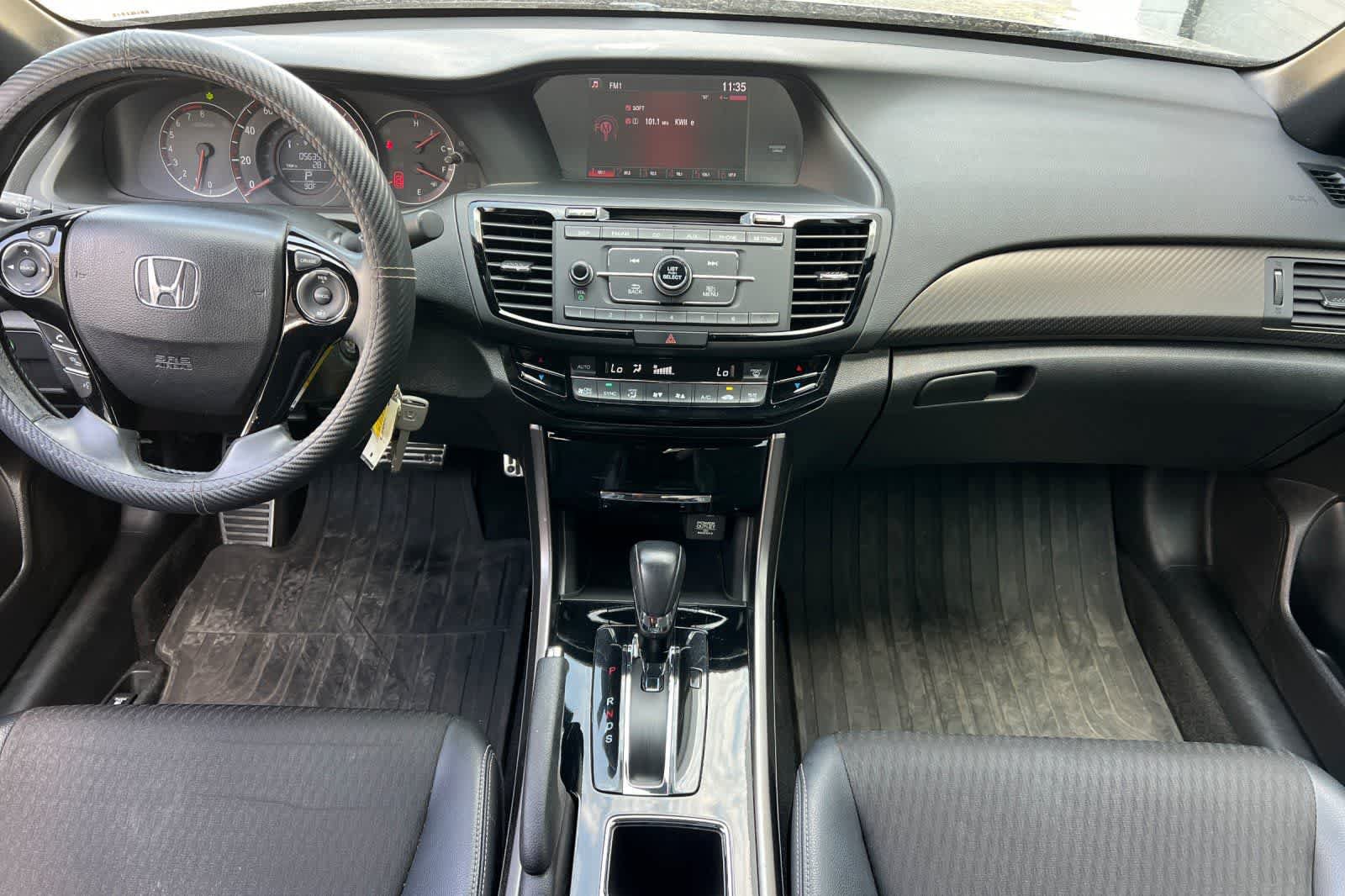 Used 2017 Honda Accord Sport image 4
