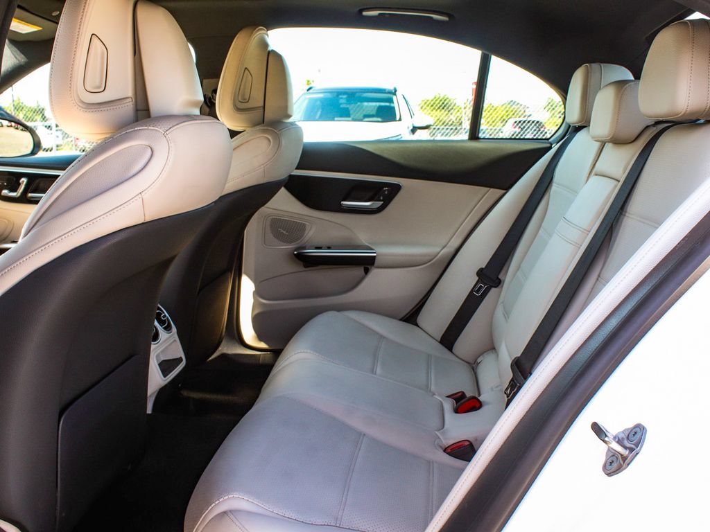 Used 2022 Mercedes-Benz C 300 4MATIC Sedan image 32