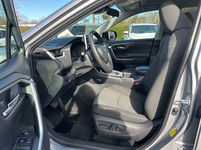 Used 2024 Toyota RAV4 XLE image 13