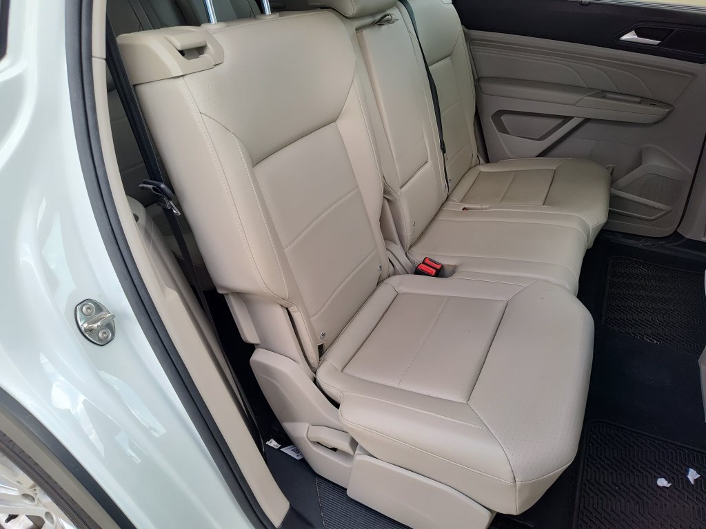 Used 2021 Volkswagen Atlas SE FWD image 32