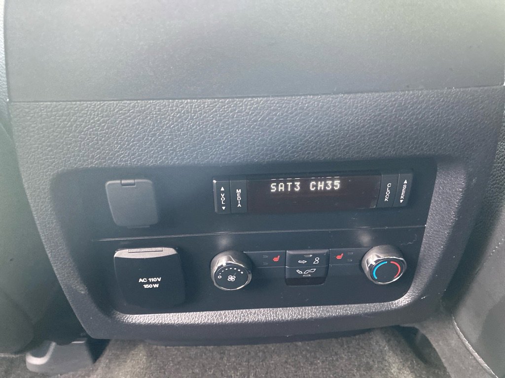 Used 2016 Lincoln Navigator Reserve image 22