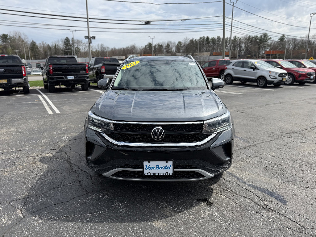 Used 2022 Volkswagen Taos SE image 10