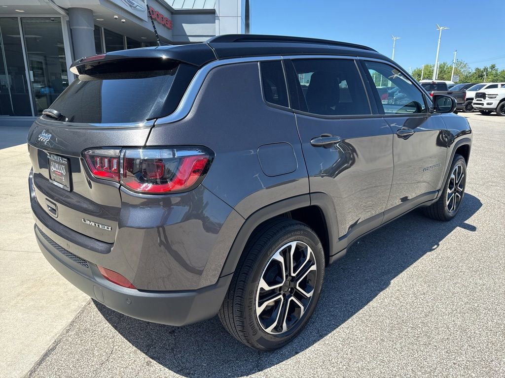 Used 2023 Jeep Compass Limited w/ Sun and Sound Group AWD/4WD image 5