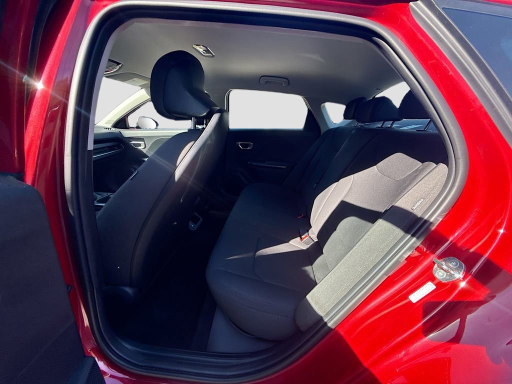 Used 2026 Kia K4 FWD image 25