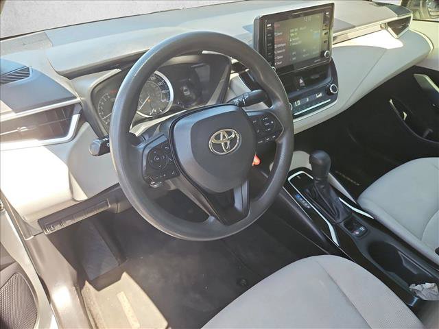 Used 2022 Toyota Corolla LE FWD image 12